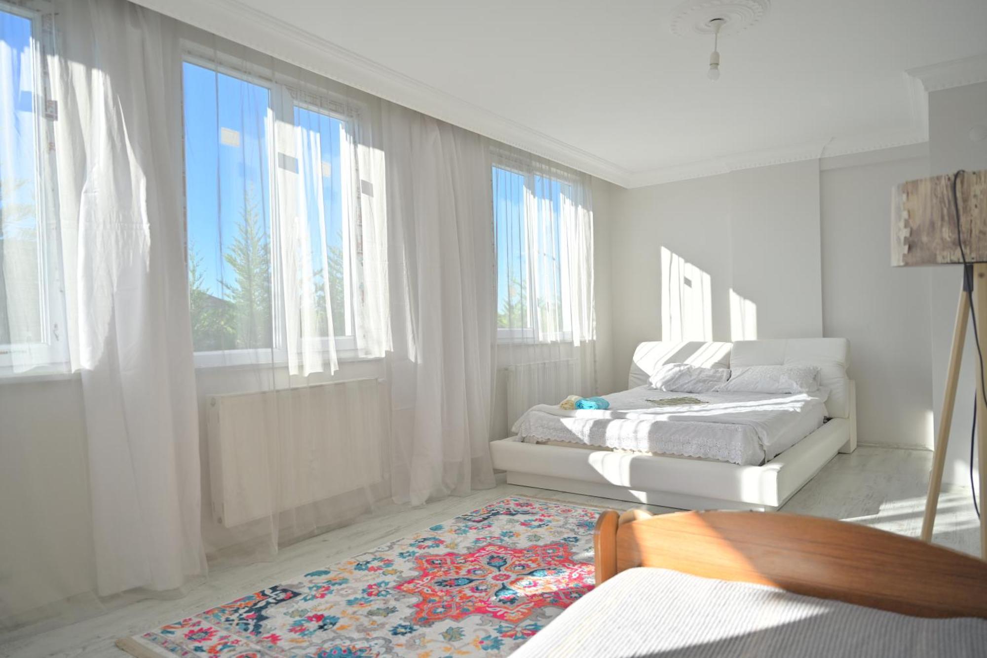 Ahmet Teacher Hotel,6 Minutes From The Airport Arnavutkoy Kültér fotó