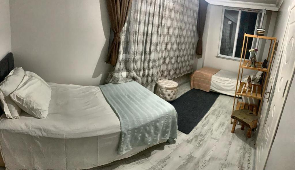 Ahmet Teacher Hotel,6 Minutes From The Airport Arnavutkoy Kültér fotó