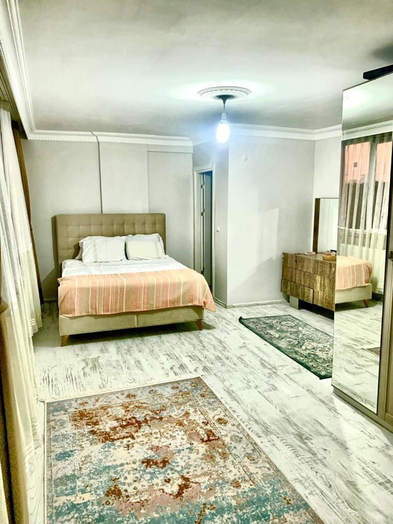 Ahmet Teacher Hotel,6 Minutes From The Airport Arnavutkoy Kültér fotó